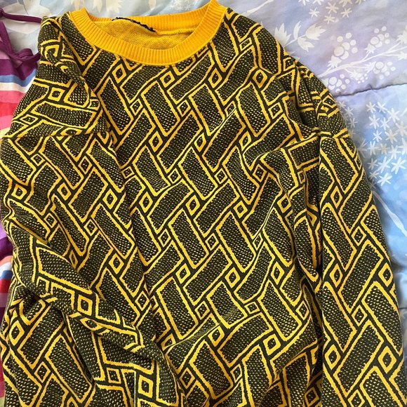 11 Assorted Blouses and T-Shirts - Picture 12 of 12